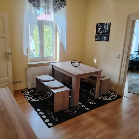 Apartment Ruhige Auszeit Mit Zentraler Anbindung