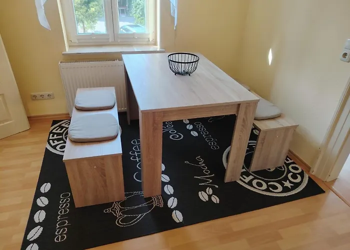 Ruhige Auszeit Mit Zentraler Anbindung